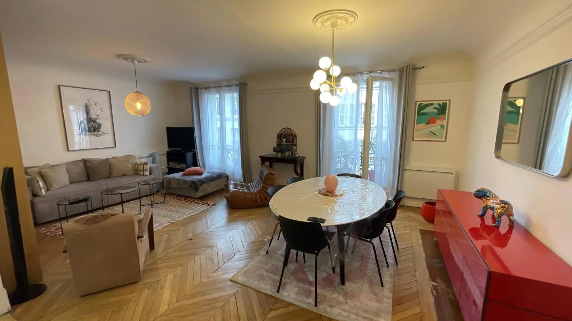 Apartment Spatious Charming Parisian Flat Paris